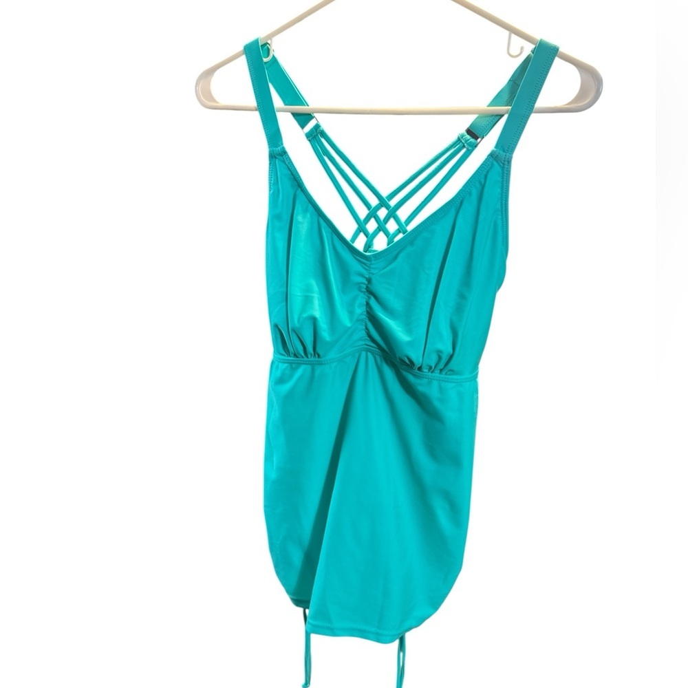 DACI Light Turquoise Tankini Top NWT Built-in Shelf Bra Size